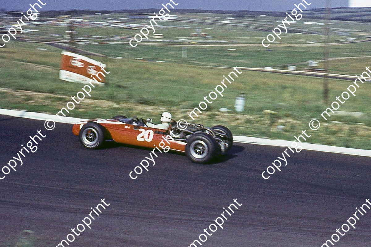 Stuart Falconer SS (thanks Stuart Falconer) a 155 1968 SA GP Bonnier Cooper Maserati c ...