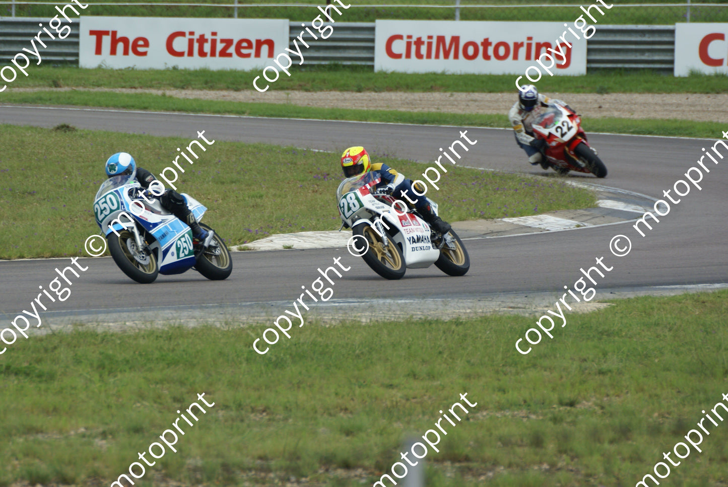 Schultz, Ian Simpson 250 Yamahas DSC06413