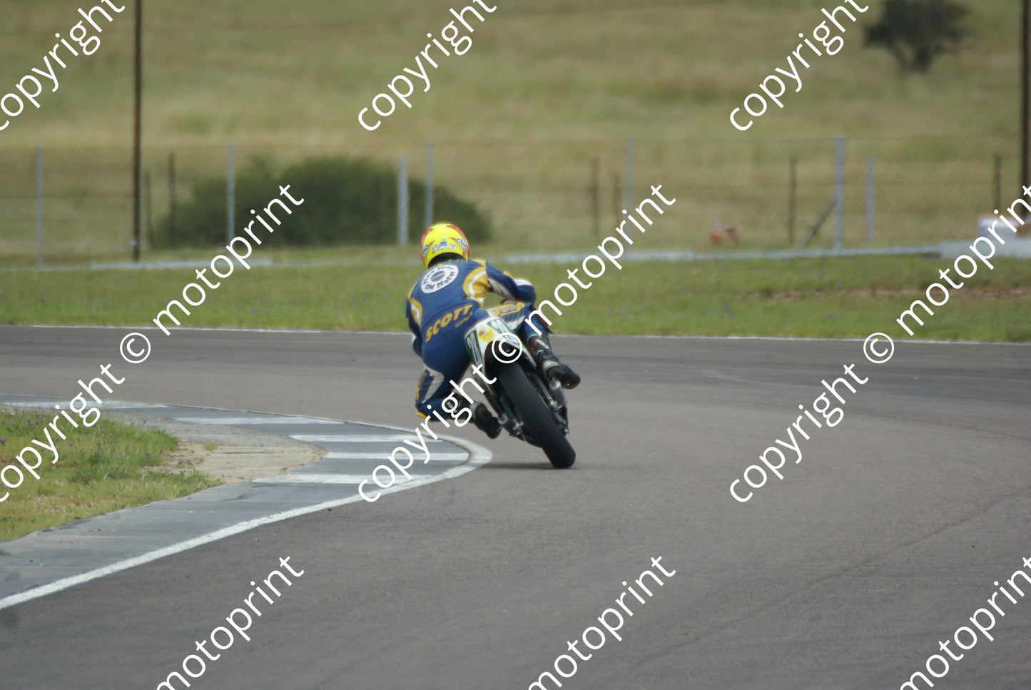 Simpson (Ian) Yamaha DSC06488