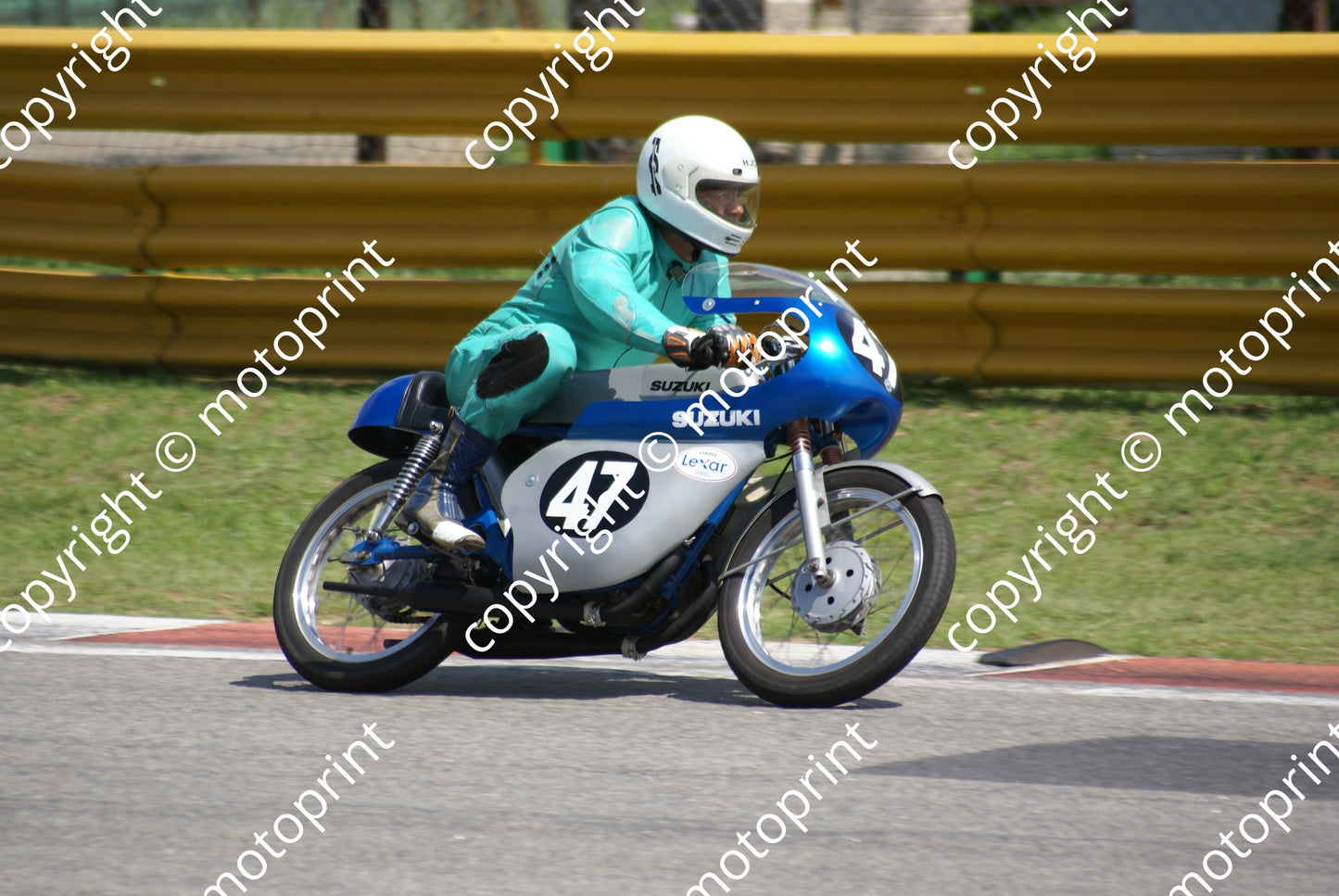 Suzuki 47 DSC03591