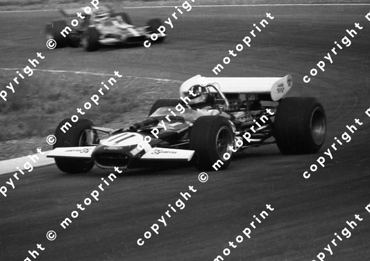 1970 SA GP 11 Graham Hill Lotus 49 scan A4 20x30cm (permission Malcolm Sampson Motorsport Photography) (3)