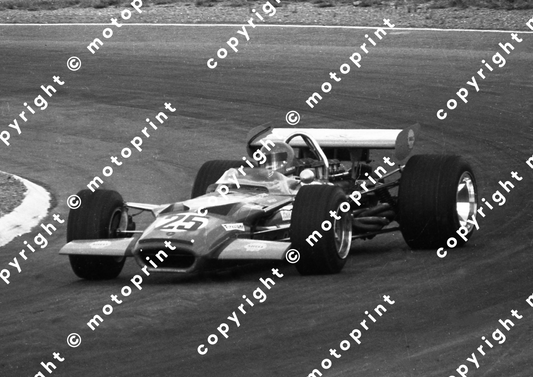 1970 SA GP 25 Dave Charlton Lotus 49 scan A4 20x30cm (Malcolm Sampson Motorsport Photography)345 (1)