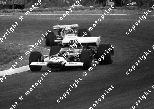 1970 SA GP 11 Graham Hill Lotus 49 scan A4 20x30cm blemishes (permission Malcolm Sampson Motorsport Photography) (1)