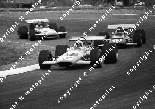 1970 SA GP 5 Bruce McLaren M14a 19 Oliver BRM P153 16 Siffert March scan A4 (Malcolm Sampson)