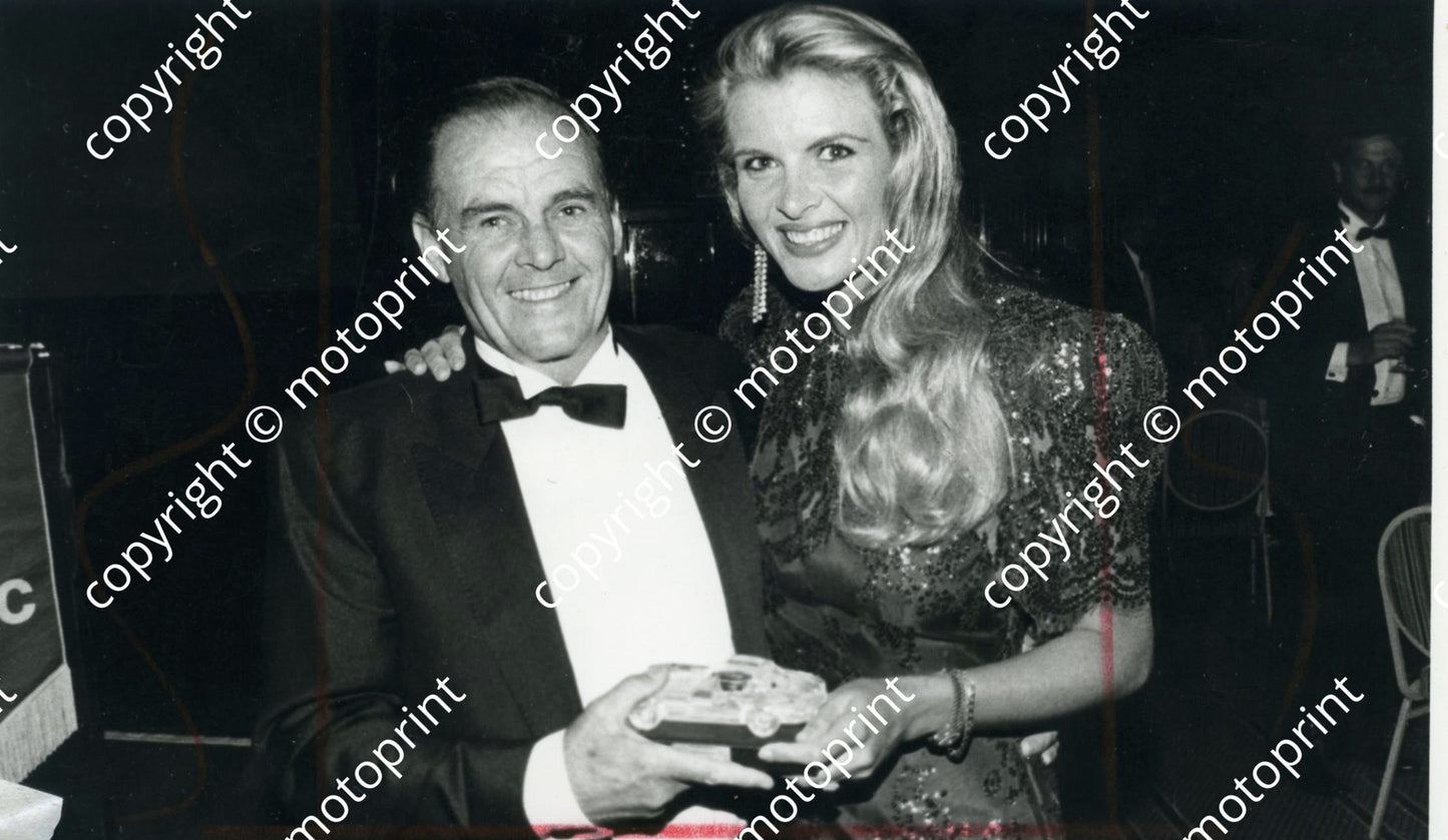 Willie Hepburn with former Miss SA Lorna Potgieter special award for service to motorsport 1992 204
