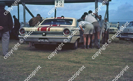 a 067 1963 SA GP Support race Galaxie Hawkins