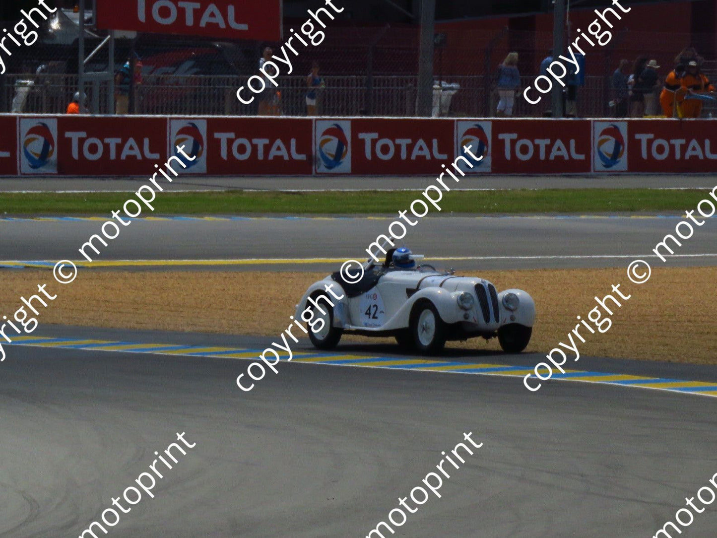 grid 1 42 BMW 328 Jean-Jacques Bally, Bertrand Leseur (3rd in race) prac (22)