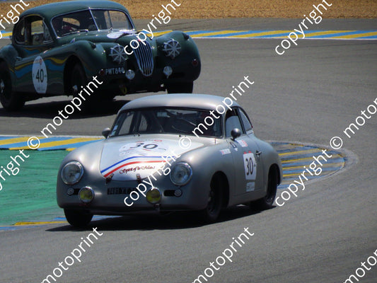 grid 2 40 Jaguar XK140 FHC Peter Neumark, William Green, 30 Porsche 356 prac  (43)