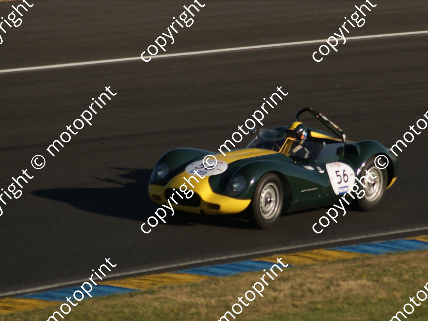 grid 3 56 Lister Jaguar Knobbly Jan Gijzen, Anthony Schrauwen NOTE Archie Scott-Brown helmet colours Sat pm (4)