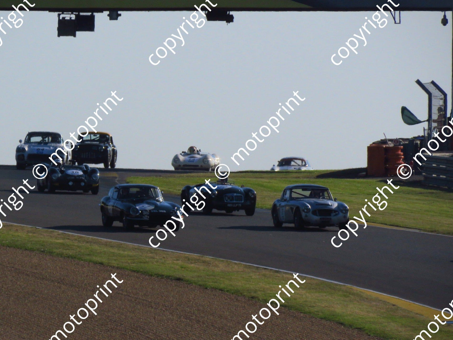 grid 3 57 E-type Jag check 38 race pm  (30)