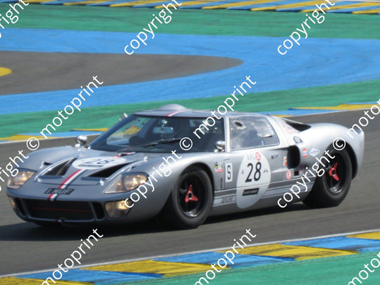 grid 4 28 GT40 Andrew Smith, James Cottingham prac (22)