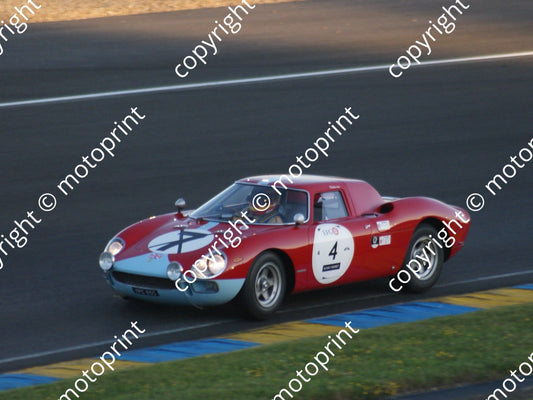 grid 4 4 Ferrari 250LM Clive Joy, Patrick Simon Sat evening (37)