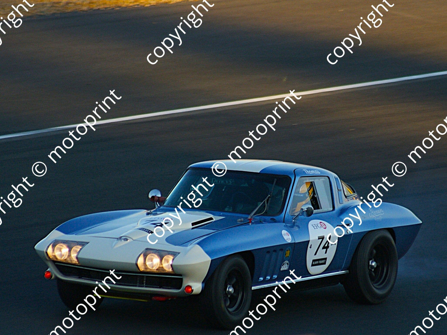 grid 4 74 Chev Corvette C2 Andrew Dee-Crowne, Sam Thomas Sat evening (39)