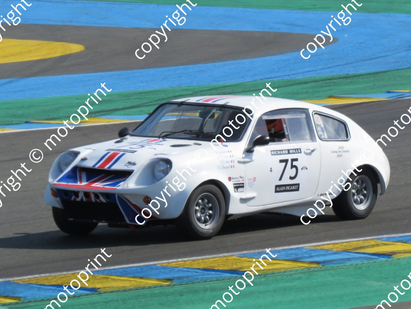 grid 4 75 Marcos Mini GT Jean-Pierre Door, Francois Manjard prac (38)