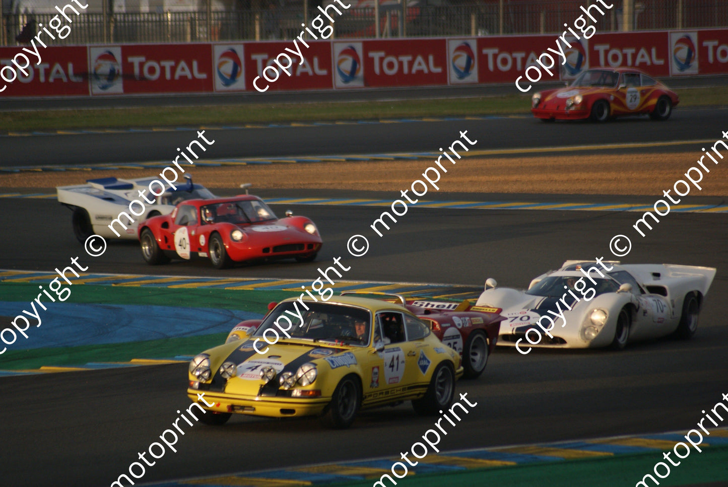 grid 5 41 Porsche 911 2,2 Urs Beck, 70 Lola T70 Pierre-Alain France am  (23)
