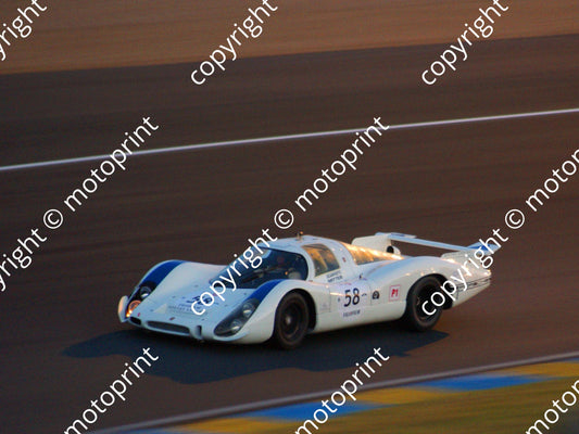 grid 5 58 Porsche 908LH Gijs van Lennep Sat evening (25)