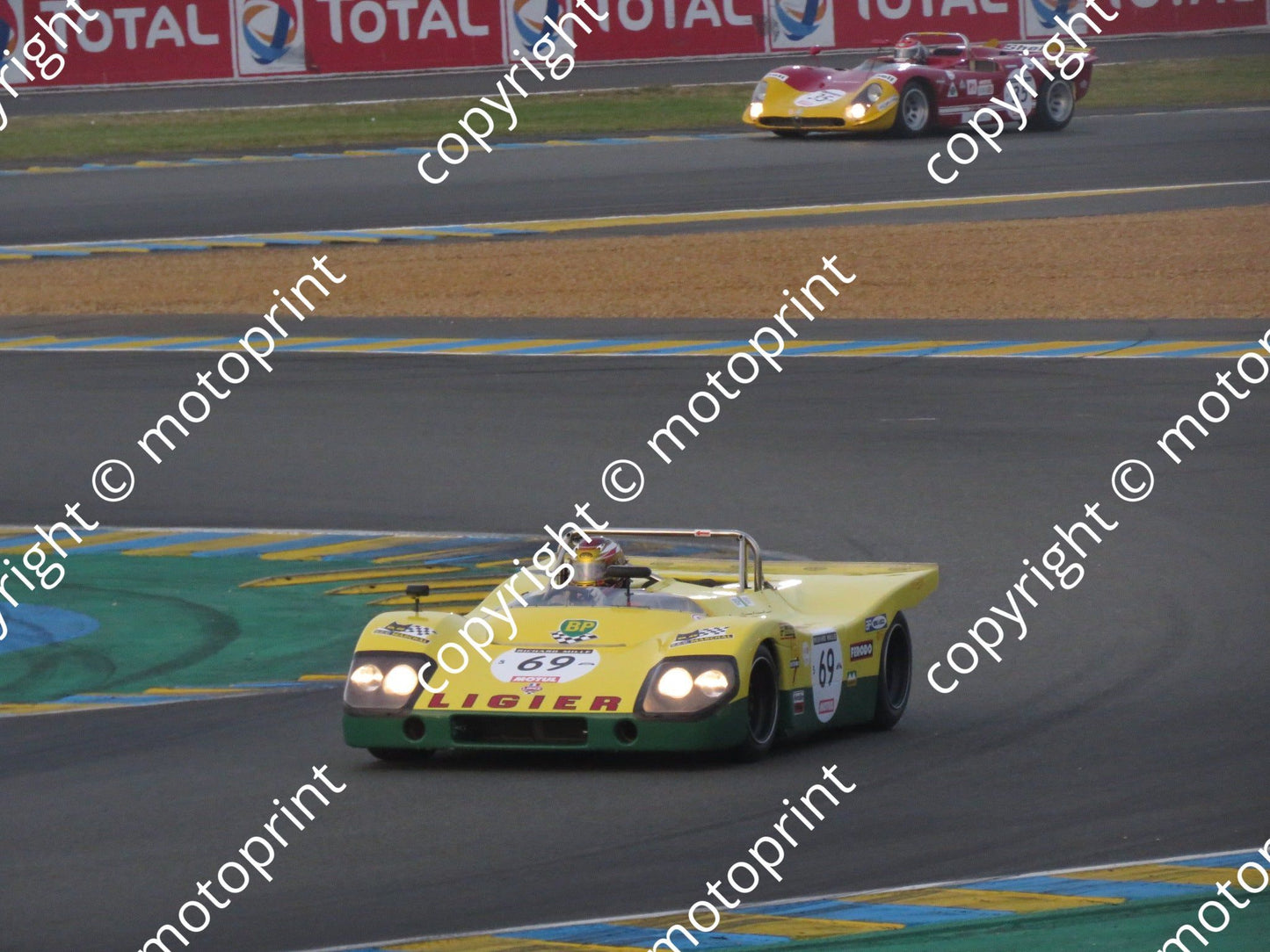 grid 5 69 Ligier JS3 DFV Mr John of B am  (34)