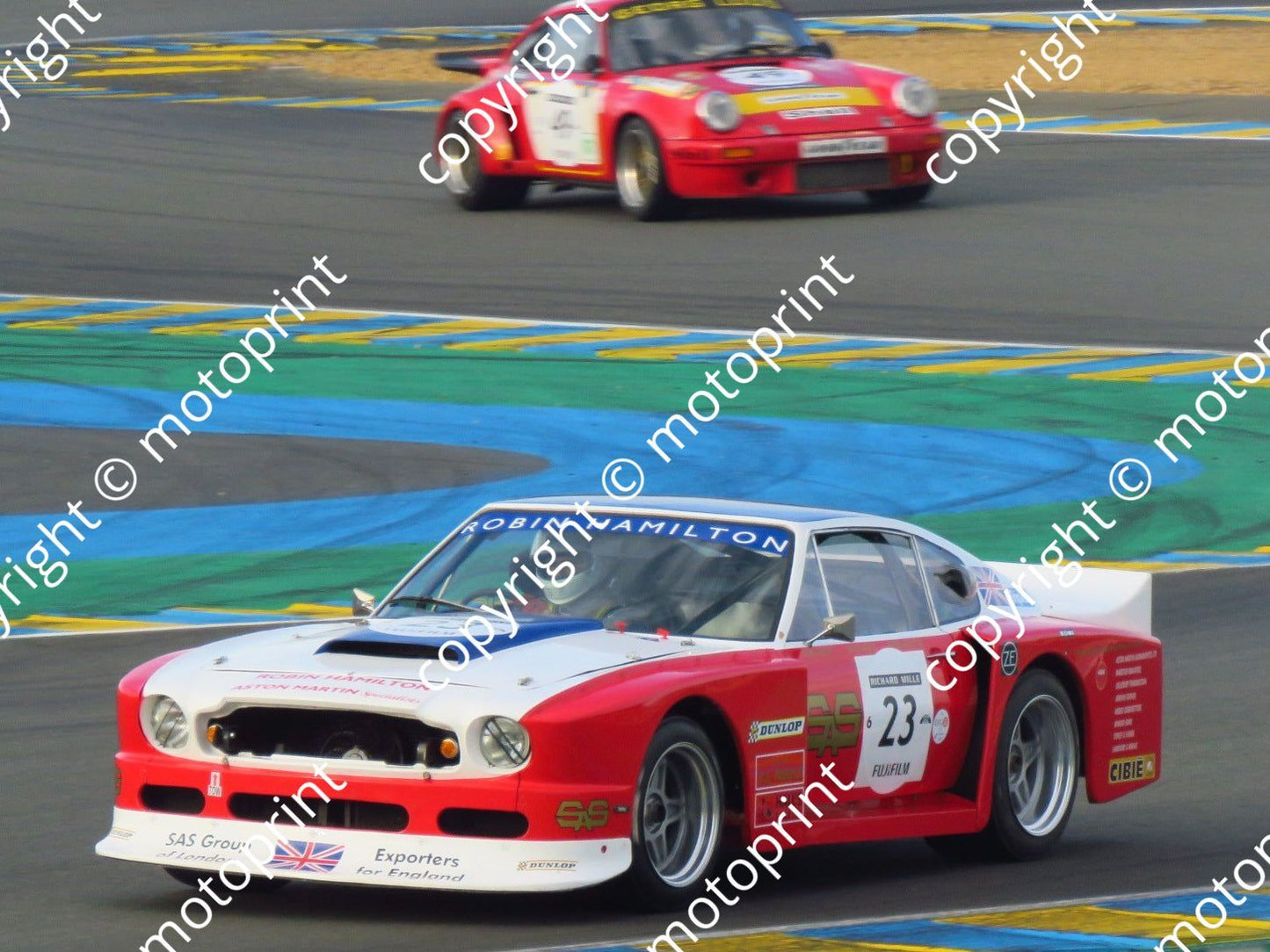 grid 6 23 Aston Martin DBS V8 Paul Chase-Gardener, David Allen am  (37)