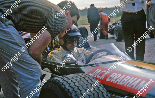 ss Brabham ready to go (Thanks to Ken Stewart)  (14)