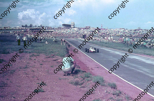 ss Surtees Honda (Thanks to Ken Stewart)  (7)